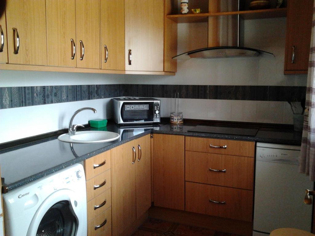 Los Aladros La Puebla De Valverde Habitación foto