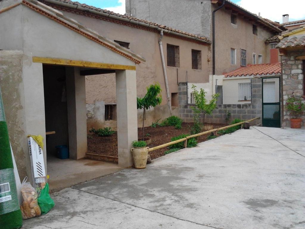 Los Aladros La Puebla De Valverde Exterior foto